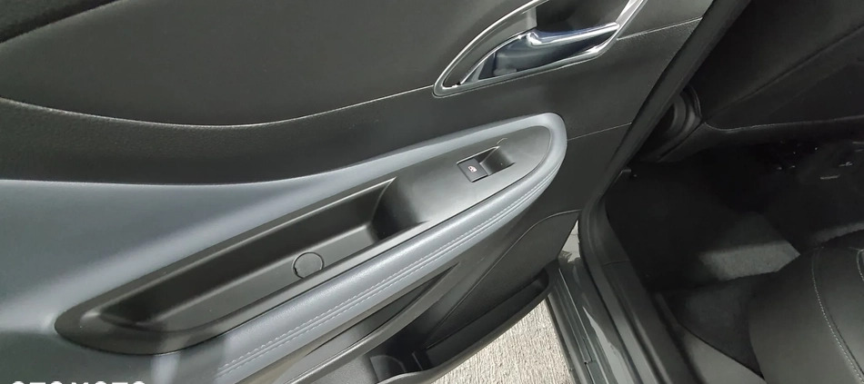 Opel Mokka cena 40900 przebieg: 187700, rok produkcji 2015 z Brańsk małe 667